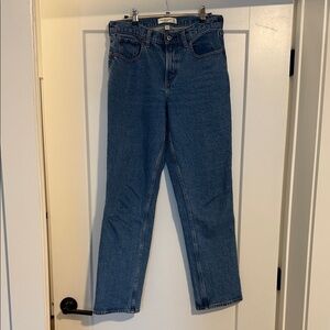 Abercrombie & Fitch Curve Love strait Jean size 27